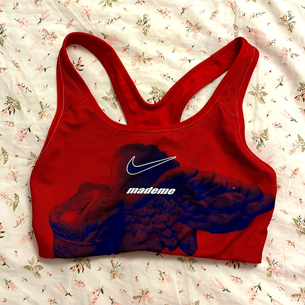 Nike sports bra